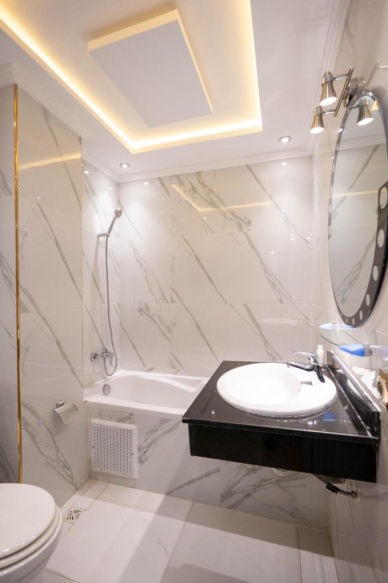 Luxe Moderne A Deux Pas De M Avenue - Hivernage, Marrakech Appartement